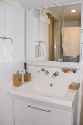 きれいにリフォームされた洗面所。使い勝手も上々とのこと