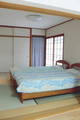 リビングに隣接する和室が、現在のお２人の寝室