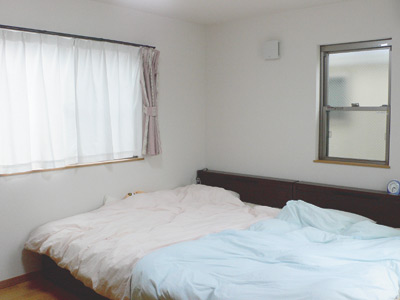 約8畳広さがある3階の洋室がご一家の現在の寝室