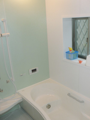 洗い場も広く、ゆったりと足を伸ばして入れるのが嬉しいというお風呂