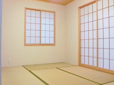 引き戸を隔ててLDKと隣り合う和室は6.5畳の広さがありゆったりしている