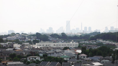 高台のため眺めは良好。みなとみらいの景色を一望できる