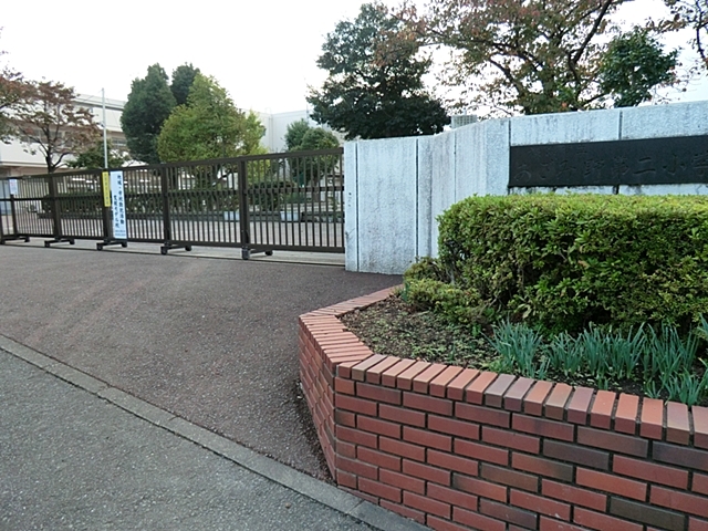 横浜市立あざみ野第二小学校810m徒歩11分